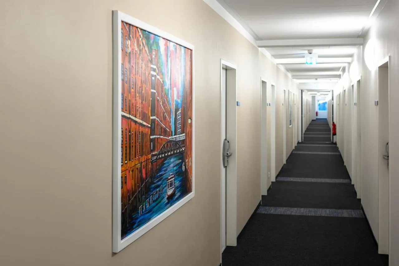 Egon Hotel Hamburg City 3*,